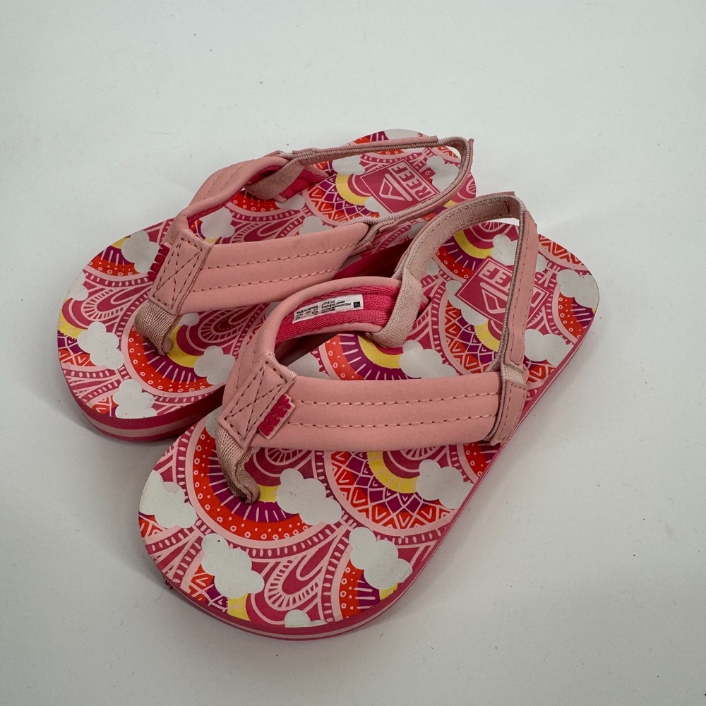 Reef Kids Pink Little Ahi Sandals Thongs Flip Flops Rainbows Clouds Sz 9